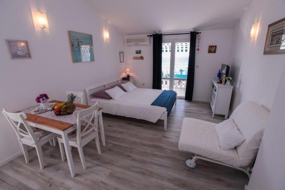 Apartments Luka Rogoznica  Extérieur photo