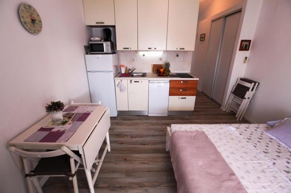Apartments Luka Rogoznica  Extérieur photo