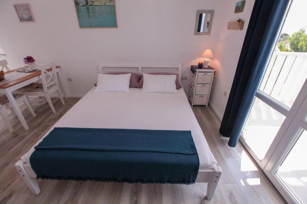 Apartments Luka Rogoznica  Extérieur photo