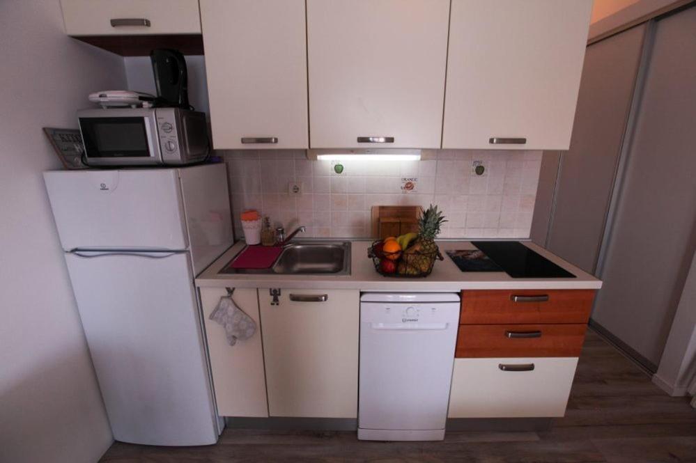 Apartments Luka Rogoznica  Extérieur photo
