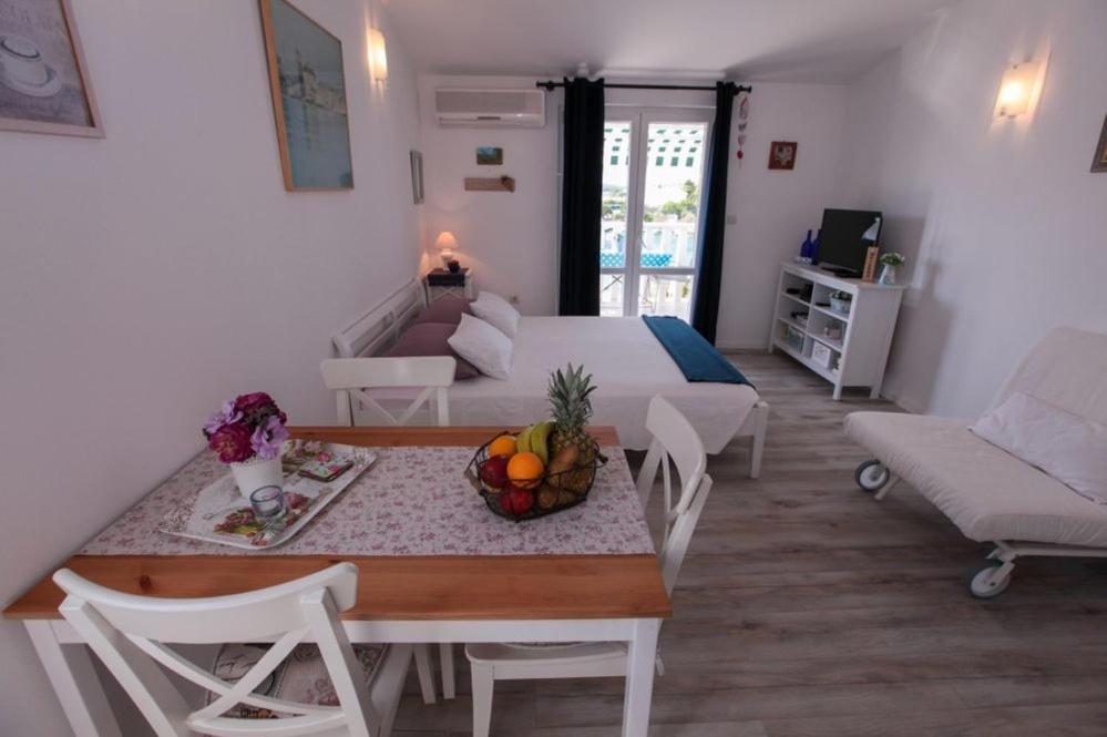 Apartments Luka Rogoznica  Extérieur photo